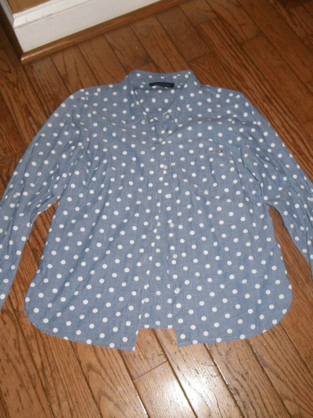 Women’s Tommy Hilfiger 100% Cotton Casual Button Up Polka Dotted Shirt
